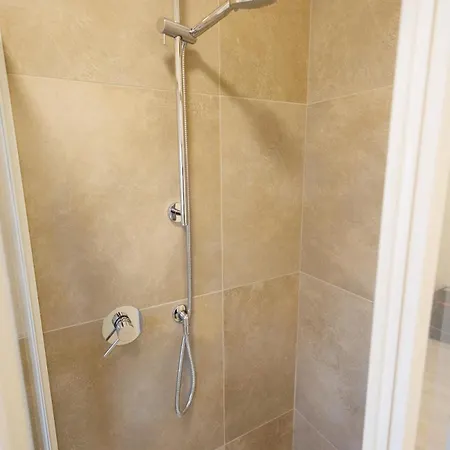 Casa Nicole Elegante Monolocale A Collegno Διαμέρισμα *