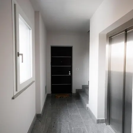 Apartment Casa Nicole Elegante Monolocale A Collegno *