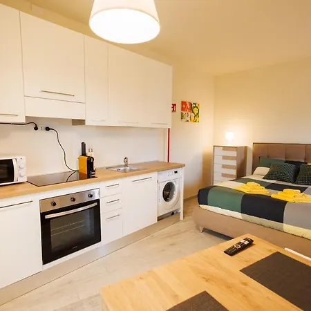 Casa Nicole Elegante Monolocale A Collegno *