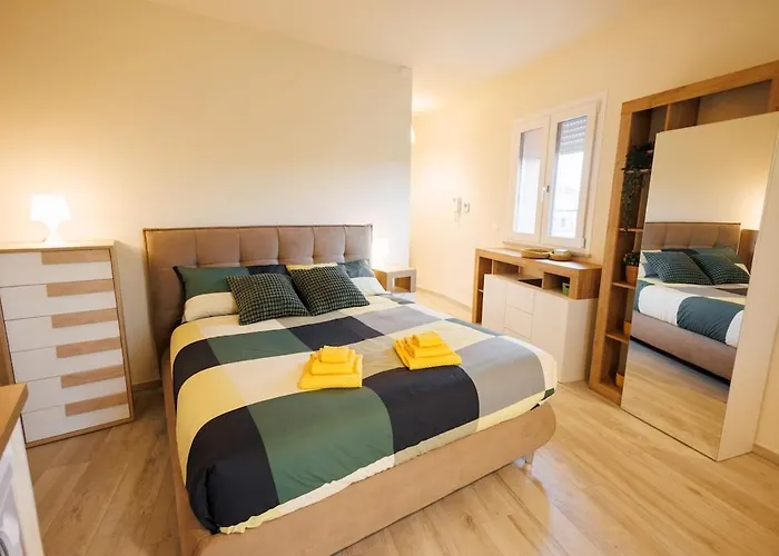 Casa Nicole Elegante Monolocale A Collegno Turyn