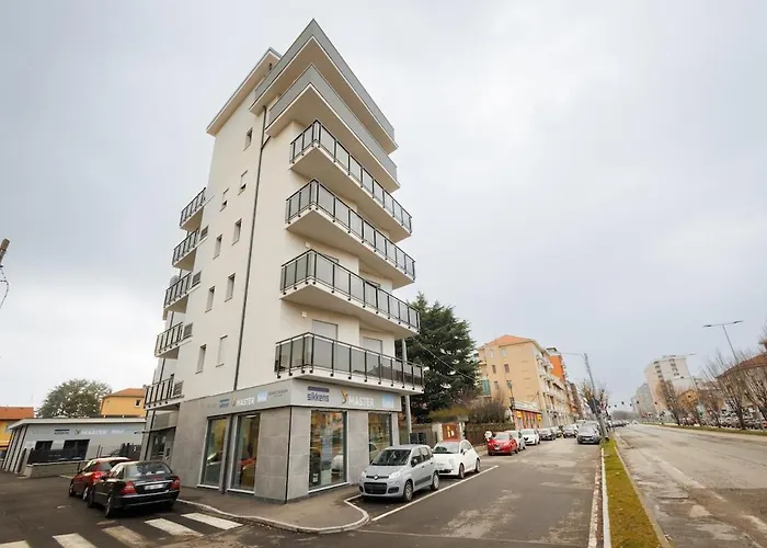 Casa Nicole Elegante Monolocale A Collegno *